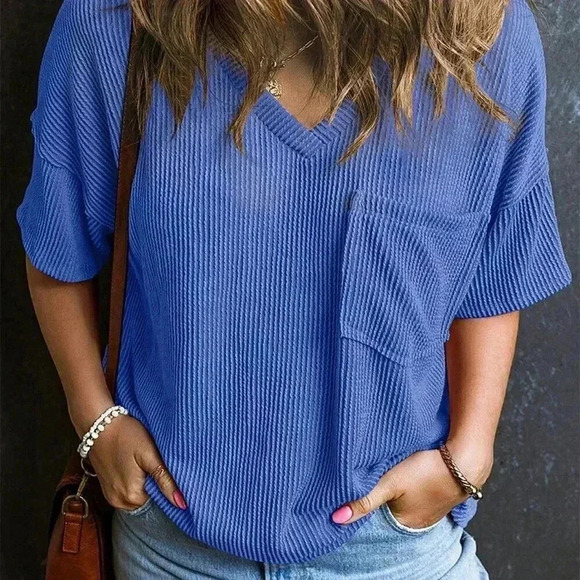 Royal Blue Casual Women's Twisted Threaded Short-Sleeved T-Shirt - Picture 3 of 8